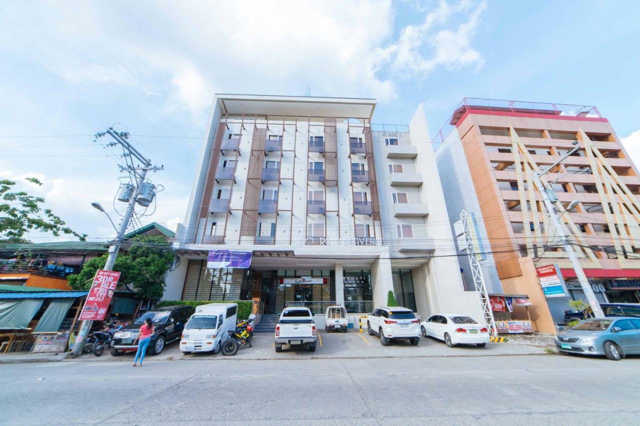 Reddoorz Plus @ Roxas Street Davao Exterior photo