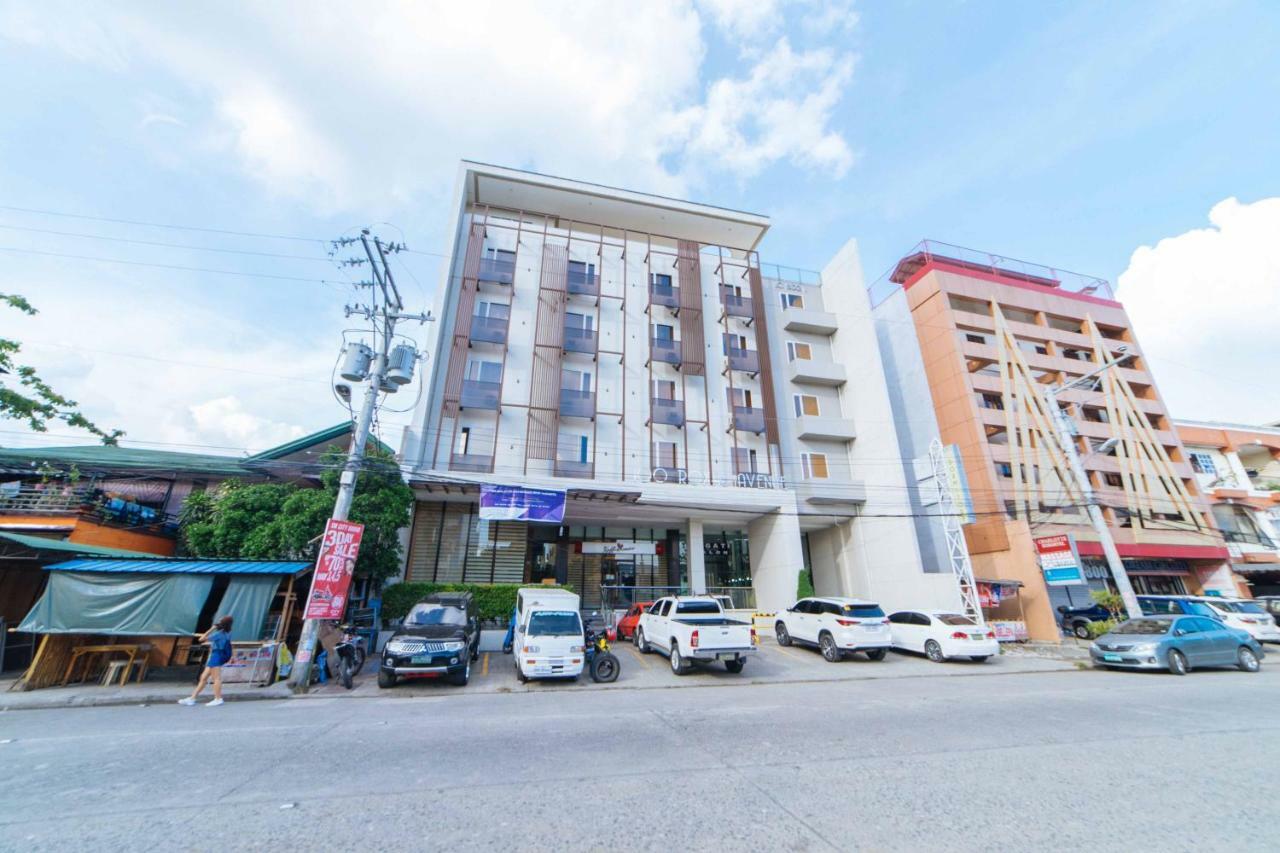 Reddoorz Plus @ Roxas Street Davao Exterior photo